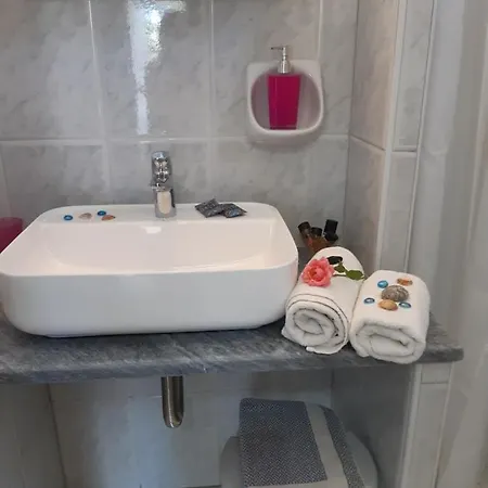 Aloi Aparthotel
