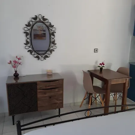 Aparthotel Aloi Frilingianika