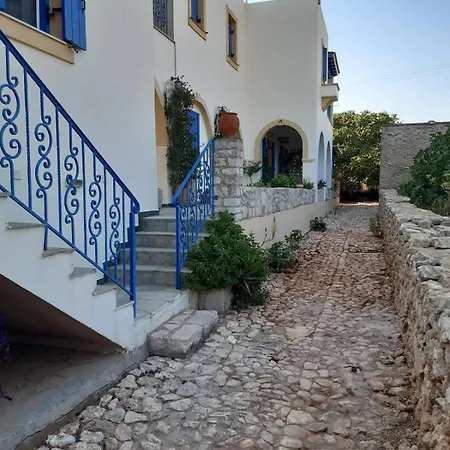 Appart hôtel Aloi *