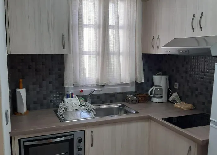 Aloi Aparthotel 3*